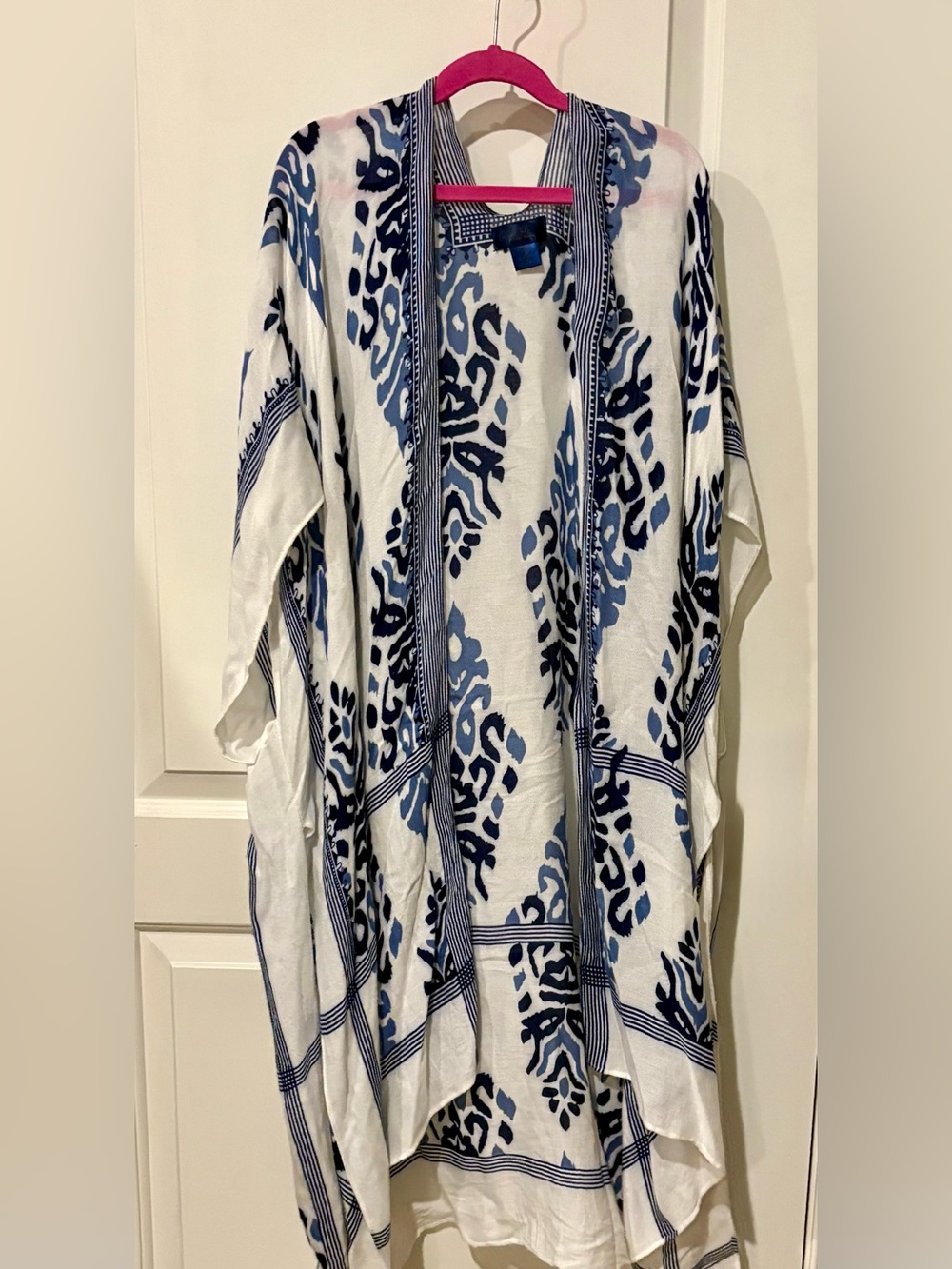 RACHEL Rachel Roy Navy and White Patterned Top